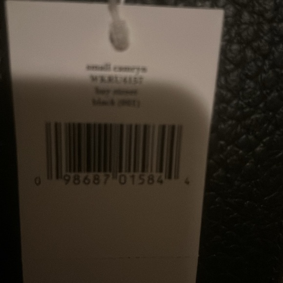 Brand new with tags, beautiful Kate Spade bag. ♠️ - Picture 2 of 4